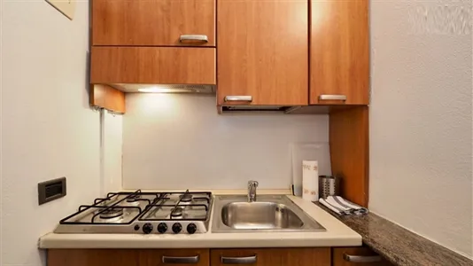 Apartments in Milano Zona 8 - Fiera, Gallaratese, Quarto Oggiaro - photo 7