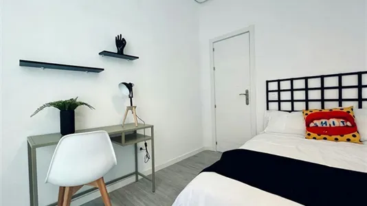 Rooms in Madrid Centro - photo 5