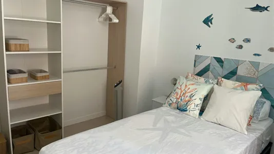 Rooms in Barcelona Ciutat Vella - photo 3