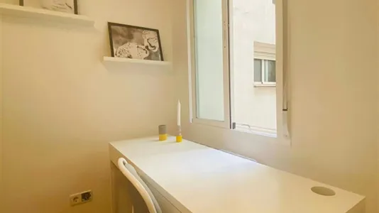 Rooms in Madrid Chamartín - photo 7