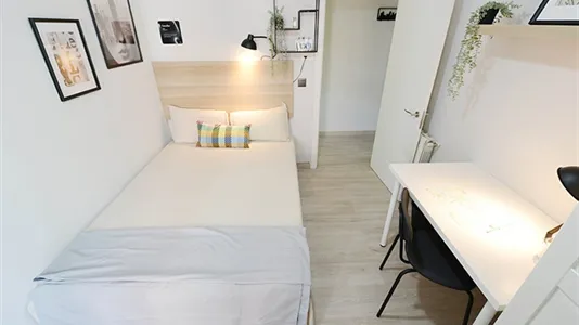 Rooms in Bilbao - photo 5