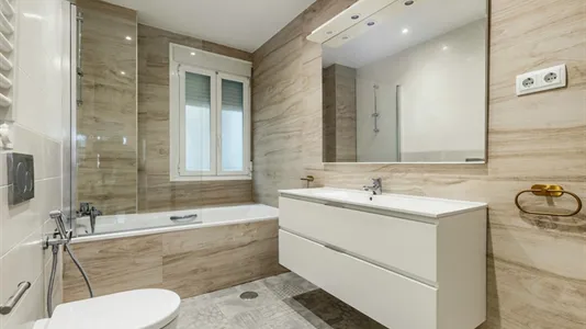 Rooms in Madrid Salamanca - photo 4