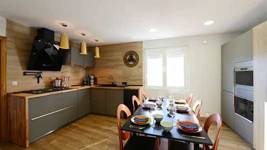 Rooms in Bilbao - photo 9