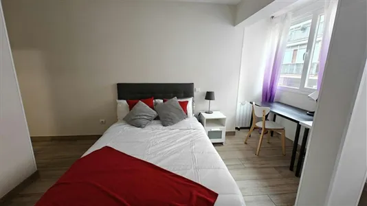 Rooms in Madrid Ciudad Lineal - photo 4