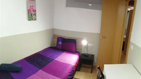 Rooms in Barcelona Ciutat Vella - photo 5