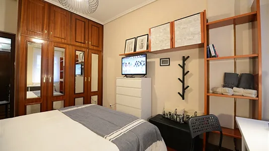 Rooms in Bilbao - photo 4