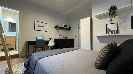 Rooms in Madrid Centro - photo 5
