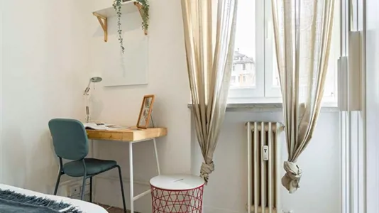 Rooms in Milano Zona 8 - Fiera, Gallaratese, Quarto Oggiaro - photo 2