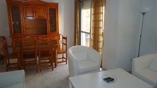 Rooms in Córdoba - photo 6