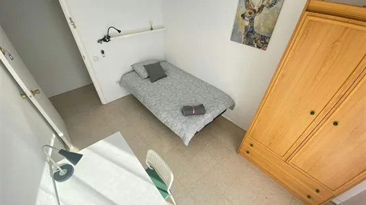 Rooms in Madrid Puente de Vallecas - photo 4