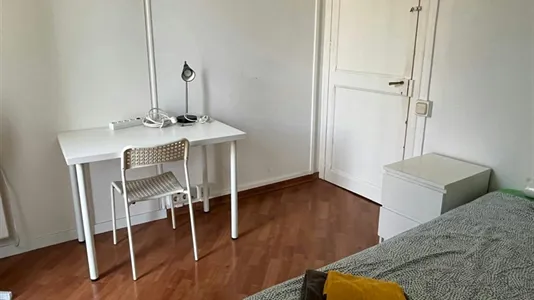 Rooms in Barcelona Eixample - photo 8