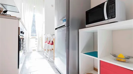 Rooms in Roma Municipio IX – EUR - photo 8