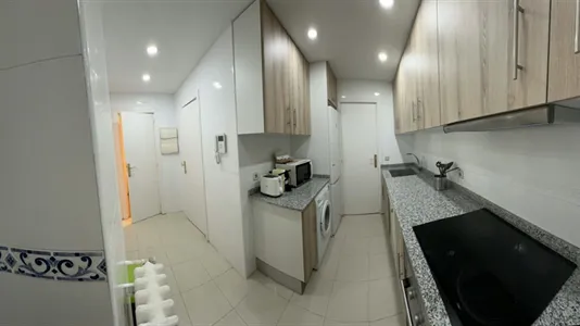 Rooms in Madrid Salamanca - photo 5