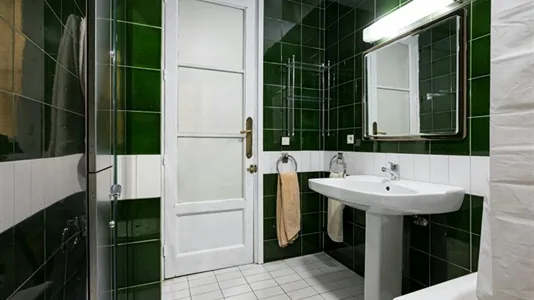Rooms in Madrid Centro - photo 7
