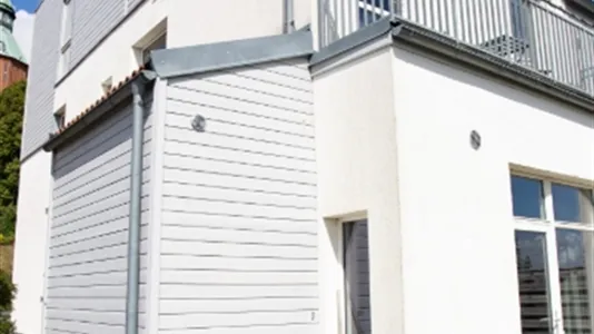 Houses in Ystad - photo 2