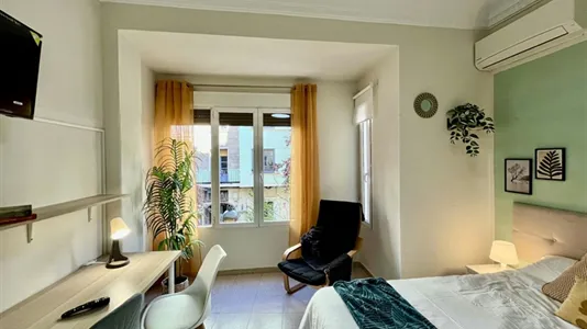 Rooms in Zaragoza - photo 7