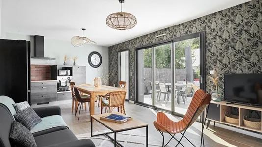 Houses in Toulon - photo 7