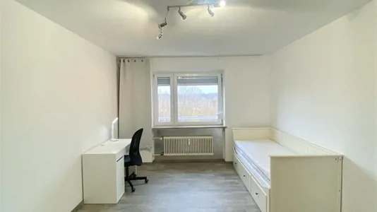 Rooms in Augsburg - photo 1