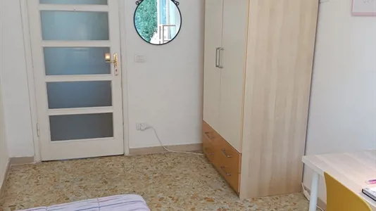 Rooms in Florence - photo 3