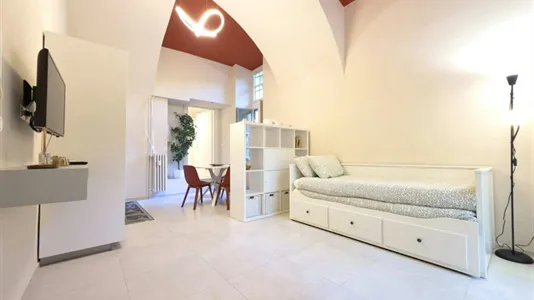 Apartments in Turin - photo 4