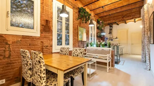 Rooms in Barcelona Ciutat Vella - photo 10