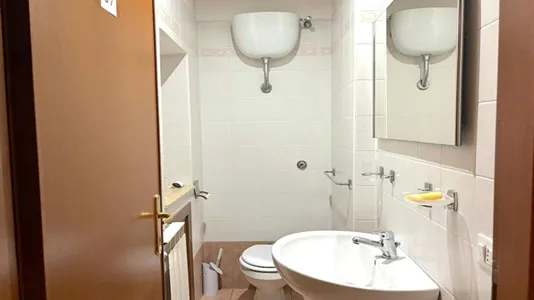 Rooms in Roma Municipio XI – Arvalia/Portuense - photo 5