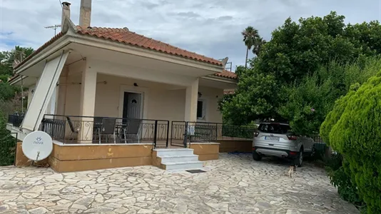 Houses in Messene - photo 2
