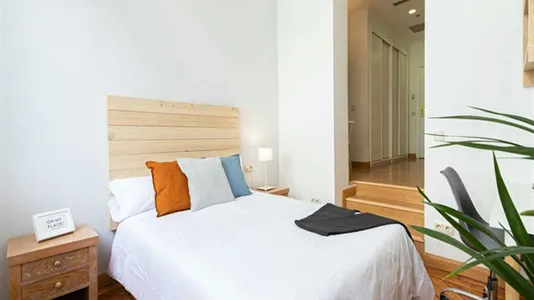 Rooms in Madrid Centro - photo 1