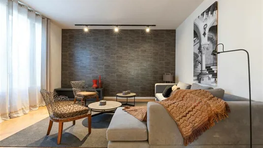 Apartments in Barcelona Eixample - photo 1