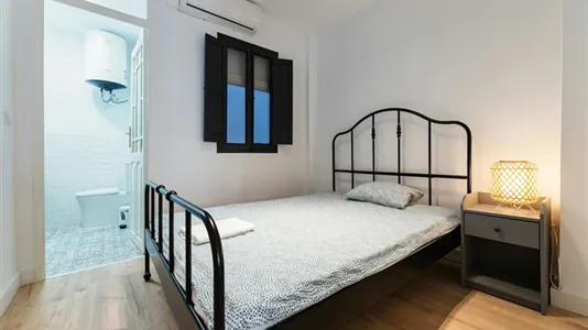 Apartments in Valencia L'Eixample - photo 8