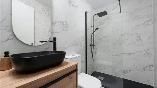 Rooms in Madrid Centro - photo 10