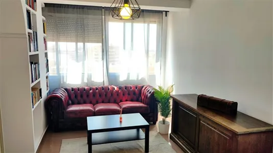 Rooms in Almería - photo 7