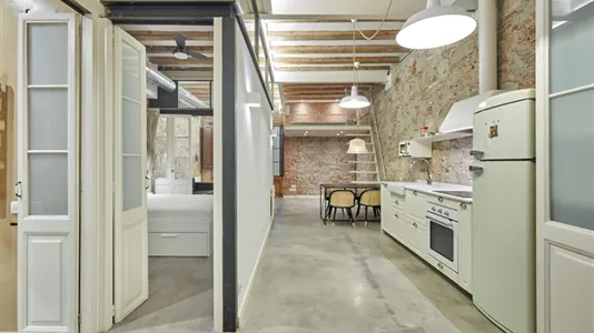 Apartments in Barcelona Ciutat Vella - photo 4