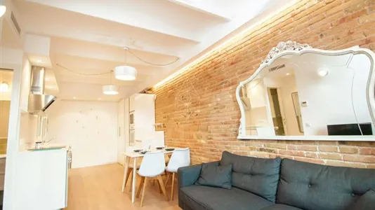 Apartments in Barcelona Eixample - photo 4