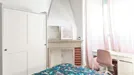 Room for rent, Lisbon (region), &lt;span class=&quot;blurred street&quot; onclick=&quot;ProcessAdRequest(7744107)&quot;&gt;&lt;span class=&quot;hint&quot;&gt;See streetname&lt;/span&gt;[xxxxxxxxxxxxx]&lt;/span&gt;