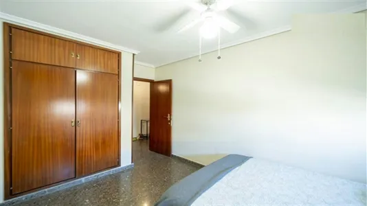 Rooms in Alboraya - photo 4