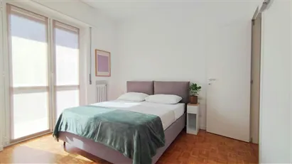 Apartment for rent in Milano Zona 8 - Fiera, Gallaratese, Quarto Oggiaro, Milan