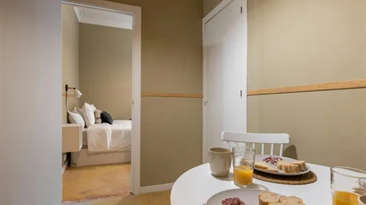 Rooms in Barcelona Eixample - photo 6