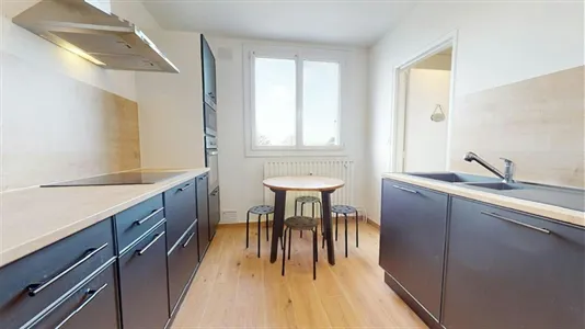 Rooms in Lyon - photo 4