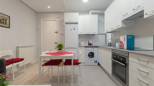 Rooms in Madrid Chamberí - photo 9