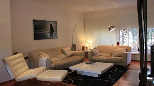 Rooms in Los Bermejales - photo 8