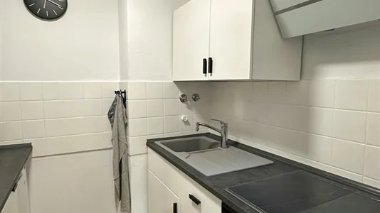 Apartments in Location is not specified - photo 8