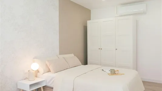 Rooms in Valencia Ciutat Vella - photo 4