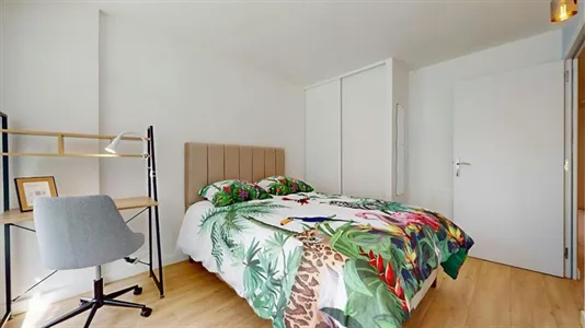 Rooms in Saint-Julien-en-Genevois - photo 2