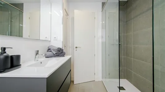 Rooms in Madrid Salamanca - photo 10