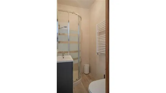 Rooms in Madrid Ciudad Lineal - photo 10