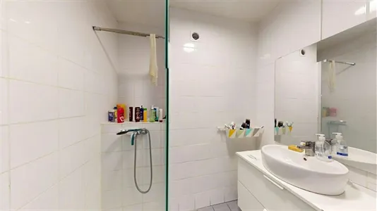 Rooms in Lyon - photo 10