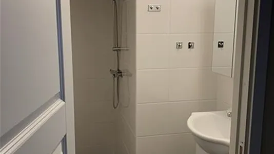 Houses in Södertälje - photo 2