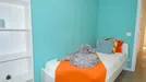 Room for rent, Modena, Emilia-Romagna, &lt;span class=&quot;blurred street&quot; onclick=&quot;ProcessAdRequest(9951546)&quot;&gt;&lt;span class=&quot;hint&quot;&gt;See streetname&lt;/span&gt;[xxxxxxxxxxxxx]&lt;/span&gt;