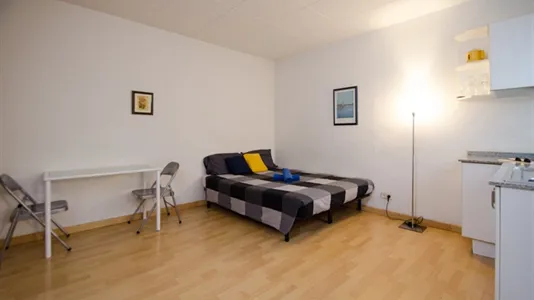 Apartments in Barcelona Eixample - photo 8